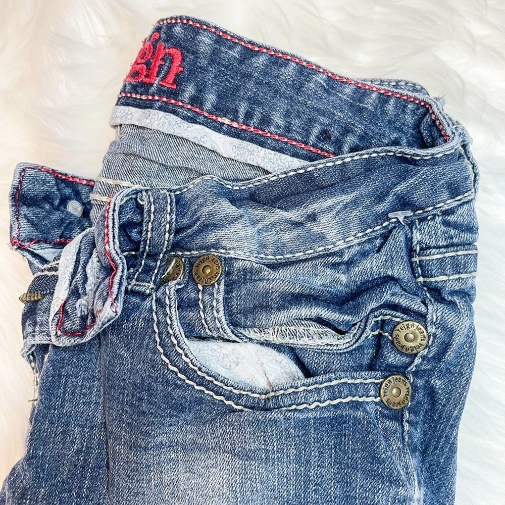 Reign Jeans - Picture 7 of 7